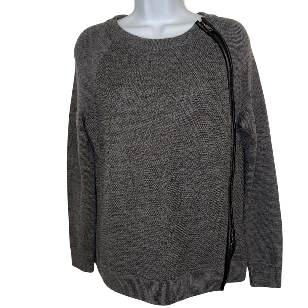 VINCE‎ Gray Wool Waffle Knit Crew Neck Sweater Leather Detail Zipper Size S - Picture 2 of 7